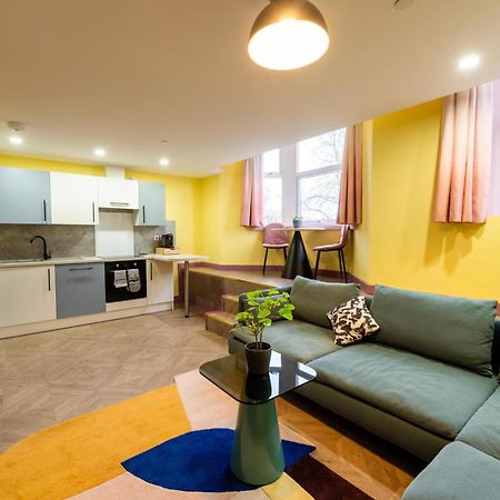 Aaron Wise - 51 Fitzhamon Apartments Cardiff Luaran gambar