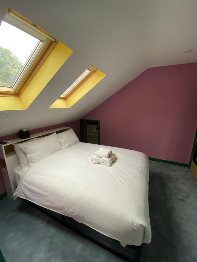 Aaron Wise - 51 Fitzhamon Apartments Cardiff Luaran gambar