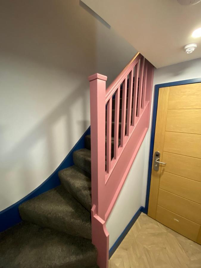 Aaron Wise - 51 Fitzhamon Apartments Cardiff Luaran gambar