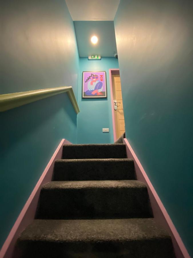 Aaron Wise - 51 Fitzhamon Apartments Cardiff Luaran gambar