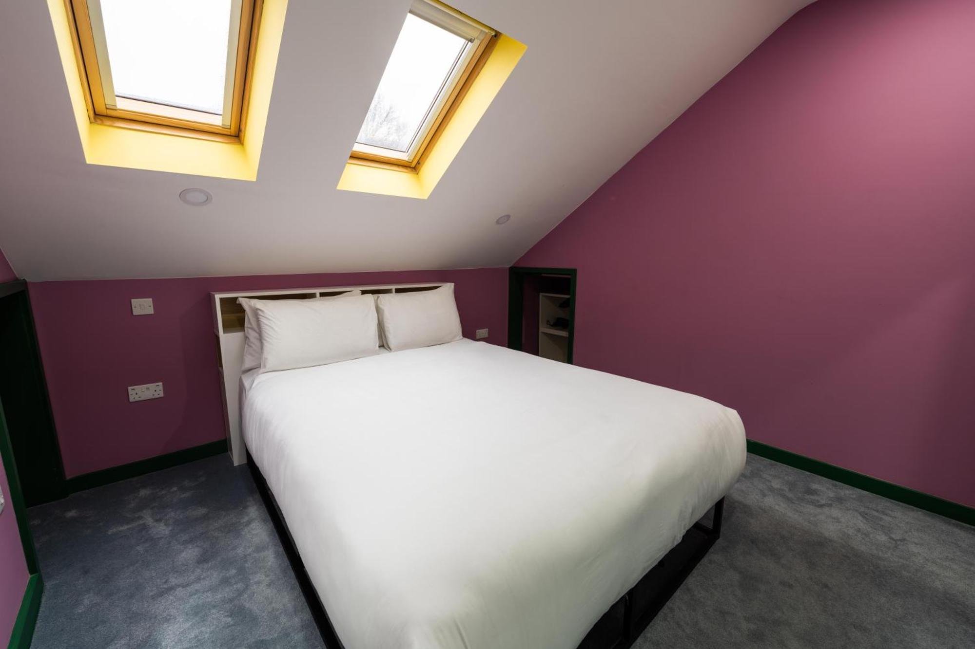 Aaron Wise - 51 Fitzhamon Apartments Cardiff Luaran gambar